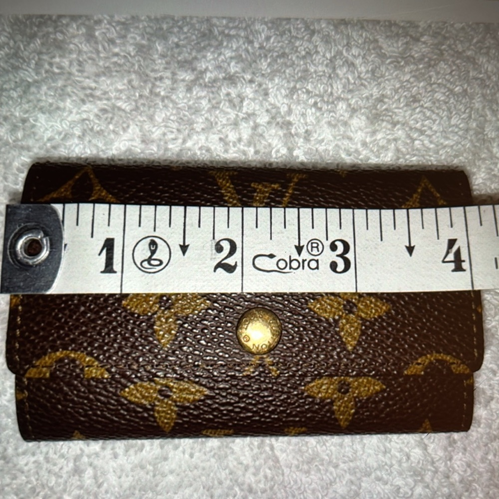 Louis Vuitton Brown and Gold Monogram Key holder/ Card case - Picture 9 of 9